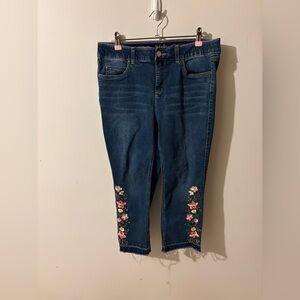Rafaella Blue Floral Embroidered Cropped Jeans Size 10